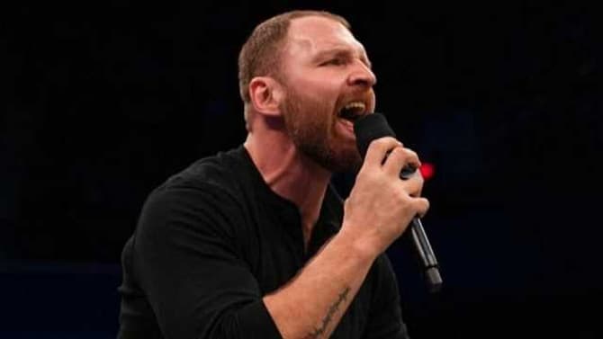 Jon Moxley Made An Awesome Return To AEW Dynamite And Told A Fan To &quot;Go F*ck [Himself]&quot; - VIDEO