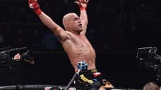 Tito Ortiz Defeats Chuck Liddell In Dominating Fashion With First-Round Knockout