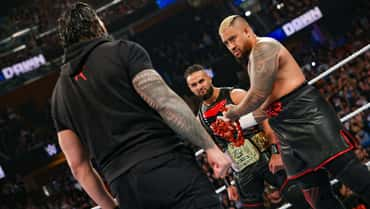 Solo Sikoa And The Bloodline Lay Waste To Roman Reigns During Explosive Ending To SMACKDOWN Last Night