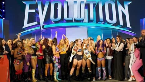 EVOLUTION Went Off The Air With Ronda Rousey Celebrating Her Win Alongside WWE's Entire Women's Division