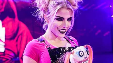 Alexa Bliss Responds To Reports THOUSANDS Of Fans Walked Out Of RAW During Segment With Charlotte Flair