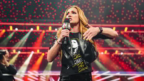 Becky Lynch Doesn't Appreciate Fans Comparing Her To Hulk Hogan: They Compare Me To This Scummy Person...