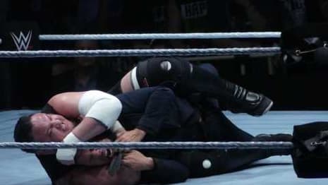 Shinsuke Nakamura Makes An Appearance At WWE Live Event In Tokyo On Crutches; Is Attacked By Samoa Joe