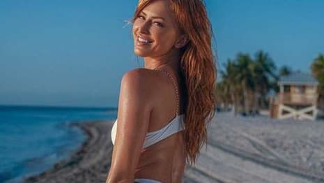 Summer Rae (Danielle Moinet) Is Looking Peachy In Stunning New Photos From The Beach