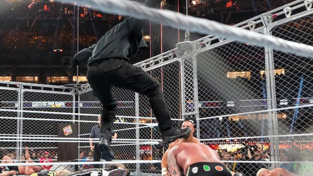 [SPOILER] Is Expected To Be Unmasked And Join The Vision During Tonight's Episode Of RAW