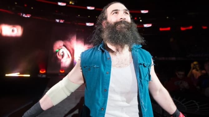 SMACKDOWN LIVE's Luke Harper Made A Surprise Appearance At An NXT Live Event To Wrestle Ricochet