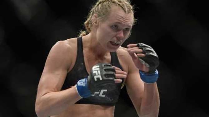 Footage Of A UFC 247 Judge Not Paying Attention To The Andrea Lee vs. Lauren Murphy Fight Surfaces