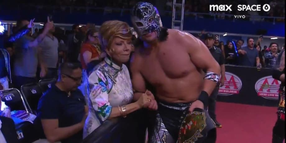 A Pair Of New AAA World Tag Team Champions Were Crowned At REY DE REYES