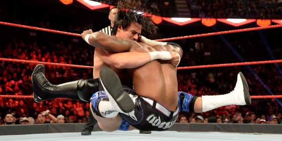 Angel Garza Made Another Big Statement On RAW With An Easy Win Over Cedric Alexander