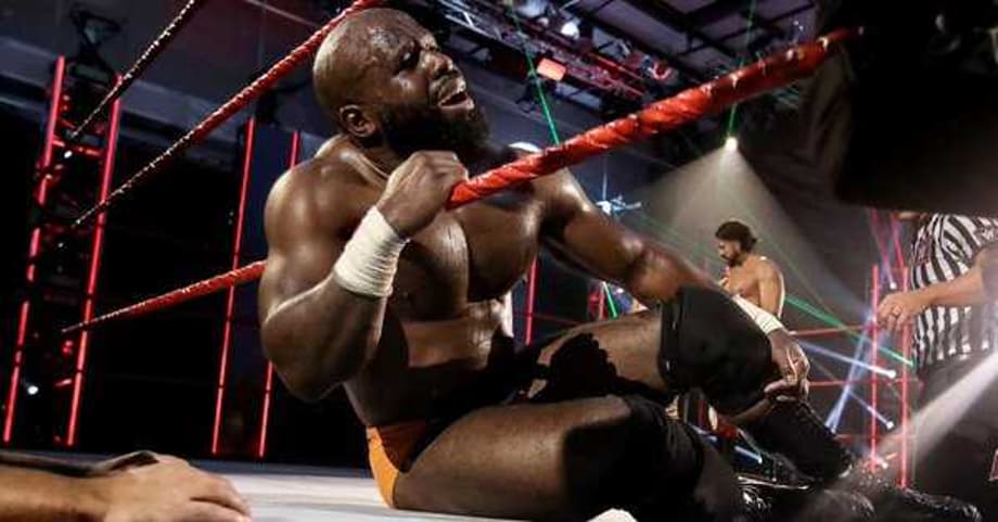Apollo Crews Out Of MITB Ladder Match After Suffering A Knee Injury During US Title Bout On RAW
