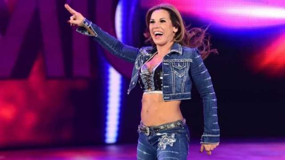 Former WWE Women's Champion Mickie James Possibly Injured During A Recent House Show