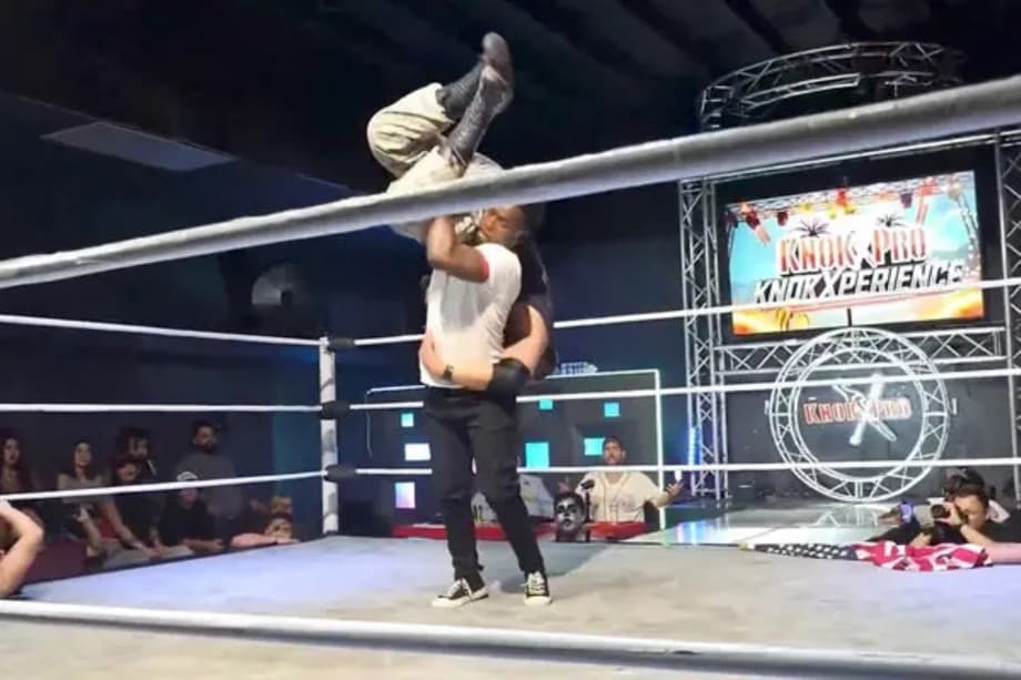 Raja Jackson Assaults A Professional Wrestler At A KNOKX PRO WRESTLING Event
