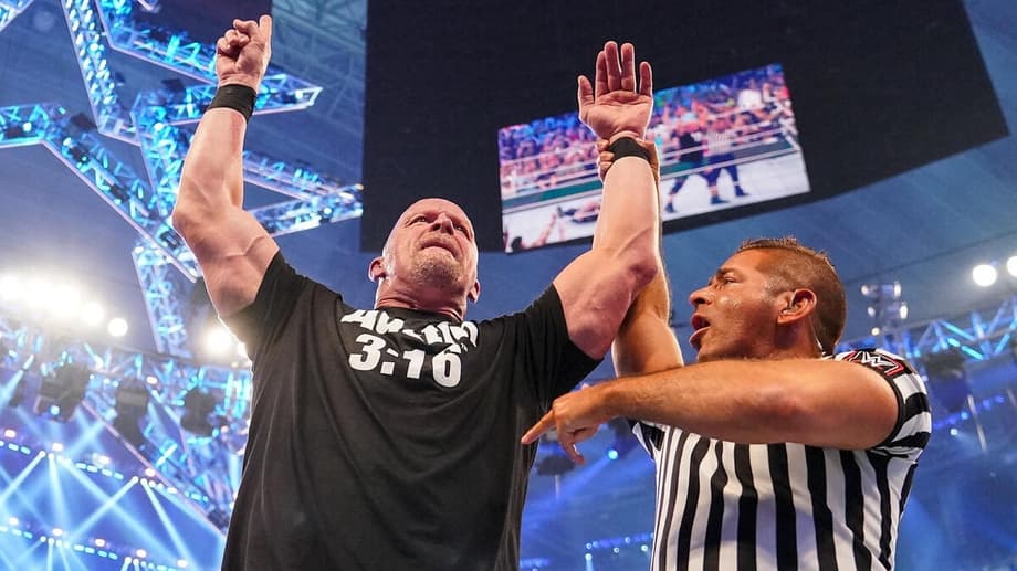 Stone Cold Steve Austin Reveals What He'd Change About His WRESTLEMANIA 38 Match With Kevin Owens