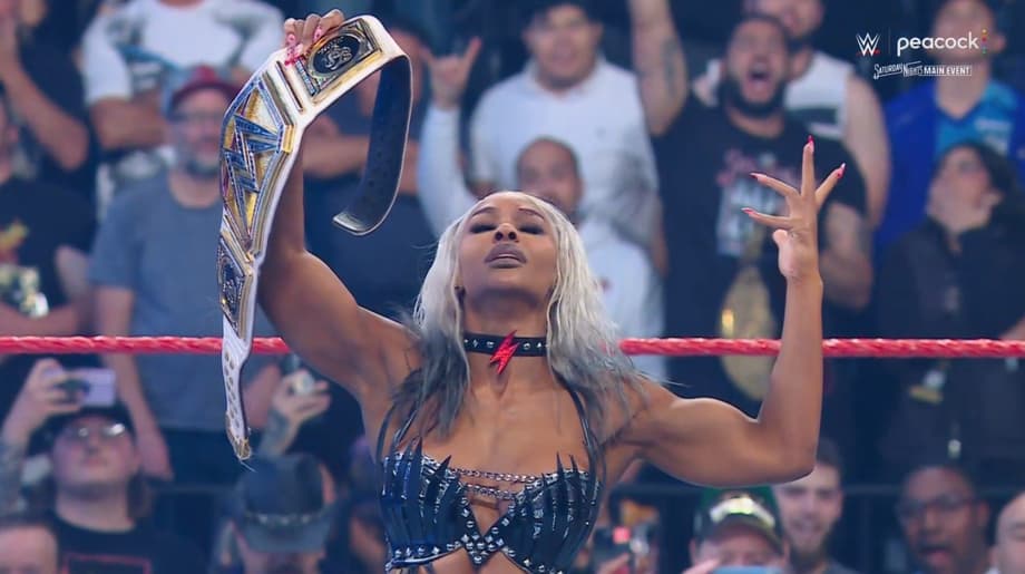 TITLE CHANGE! New WWE Women's Champion Crowned At Saturday Night's Main Event 41