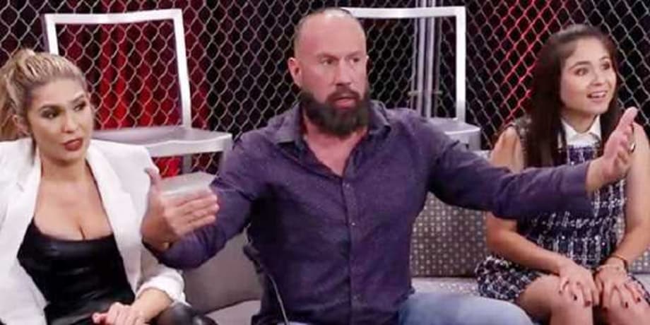WWE's WATCH ALONG Panel Were Equally As Baffled By HELL IN A CELL's Ridiculous Finish