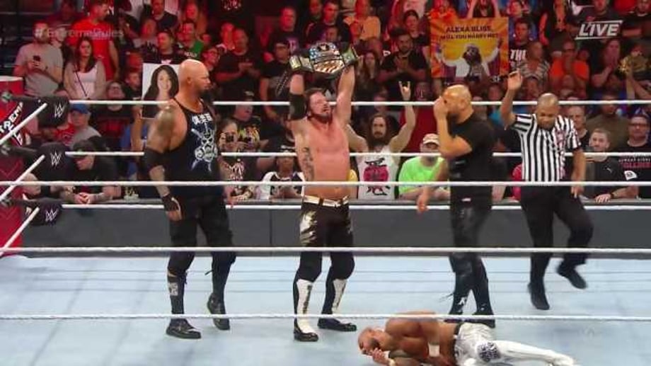 AJ Styles Defeats Ricochet At EXTREME RULES To Become The New United States Champion