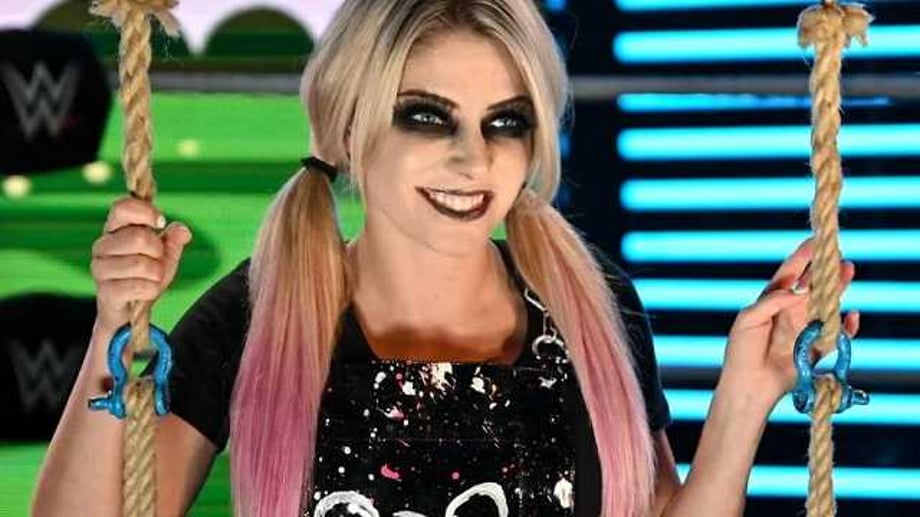 Alexa Bliss Calls Out A WWE "Fan" For Attempting To Body Shame Her On Social Media