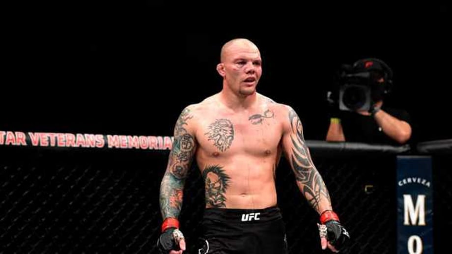 Anthony Smith To Johnny Walker: "Shut up, Dude... I’ll Beat The S**t Out Of You"