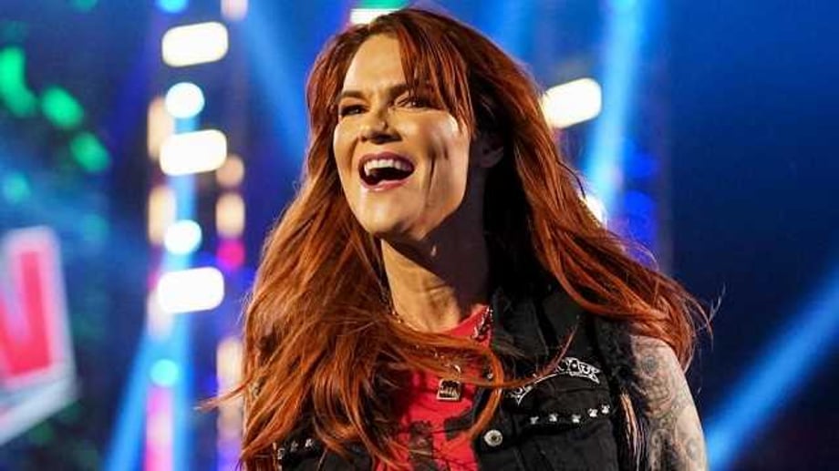 Becky Lynch And WWE Hall Of Famer Lita Clashed During Last Night's Episode Of RAW Ahead Of Title Match
