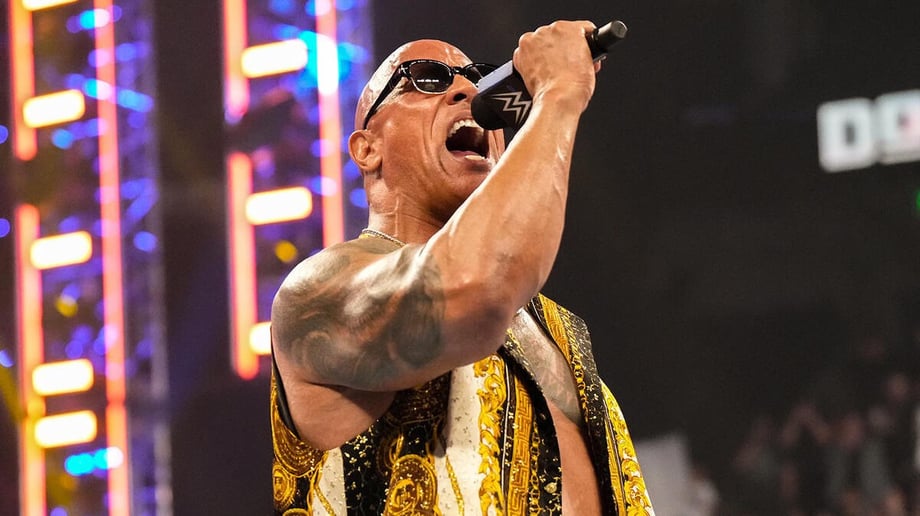 Dwayne "The Rock" Johnson Turns Heel On The Fans During SMACKDOWN And Officially Joins The Bloodline
