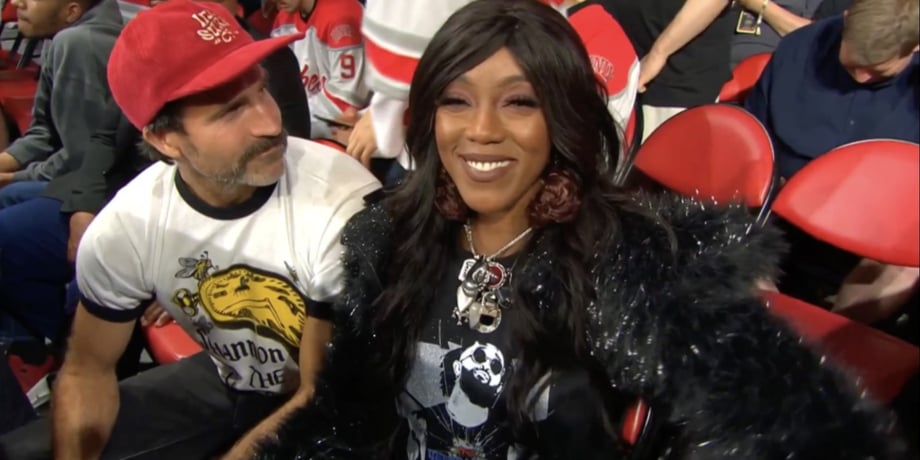Former WWE Divas Champion Alicia Fox Appears At TNA's UNBREAKABLE