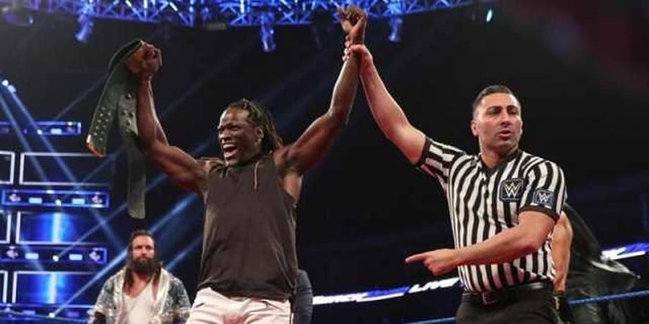 R-Truth Is Once Again 24/7 Champion After Pinning Jinder Mahal...While On The Flight To Saudi Arabia