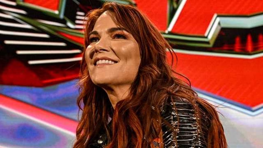 Ronda Rousey Issues VIOLENT Warning To Becky Lynch On RAW; "The Man" Will Face Lita At ELIMINATION CHAMBER