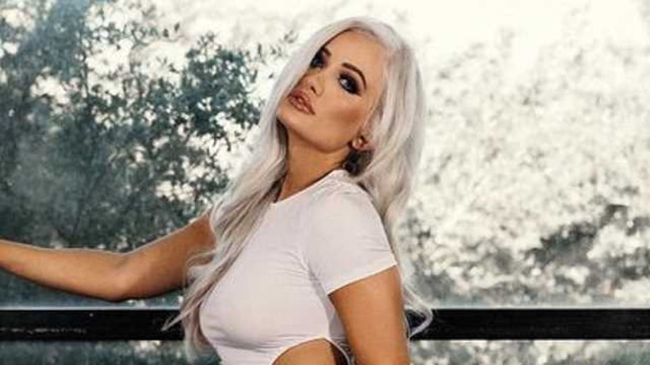 Scarlett Bordeaux Shares Sultry New Photos As Speculation Continues To Mount About WWE Draft Status