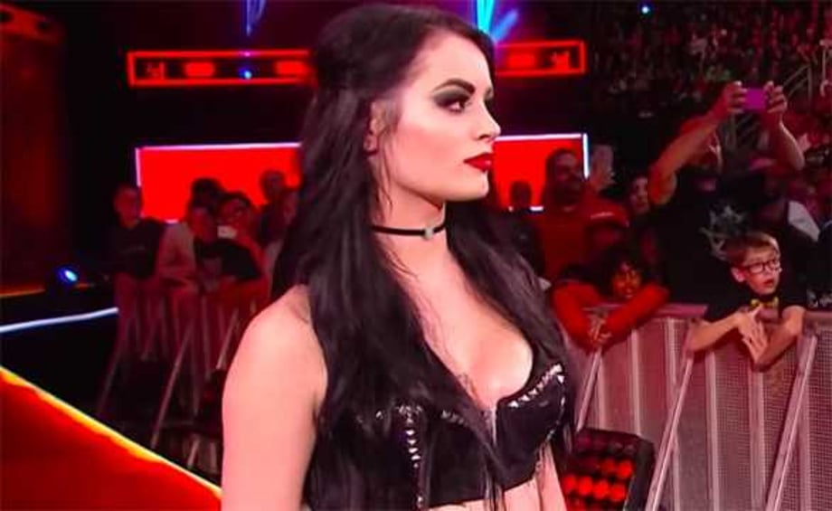 SMACKDOWN LIVE General Manager Paige Discusses Her Career-Ending Injury For The First Time