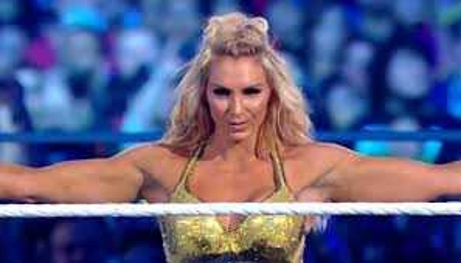 SmackDown Women's Championship Match Ends In Chaos, Rematch Signed For Evolution With Added Stipulation