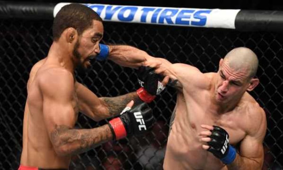 UFC MINNEAPOLIS: Vinc Pichel Hands Roosevelt Roberts First Professional Loss Of His Career