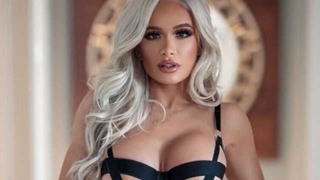 Scarlett Bordeaux Shares Another Round Of Cheeky Photos To Celebrate Her Recent Magazine Cover Debut