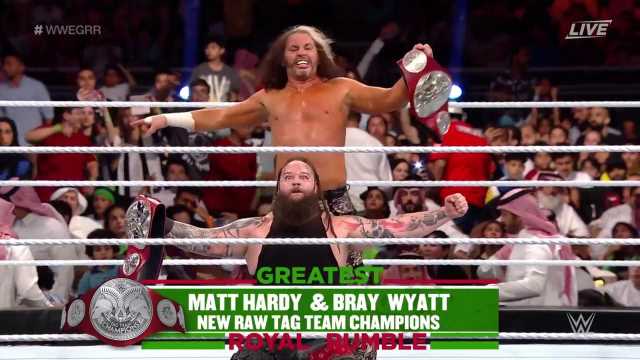 New RAW Tag-Team Champions Crowned At The GREATEST ROYAL RUMBLE Event